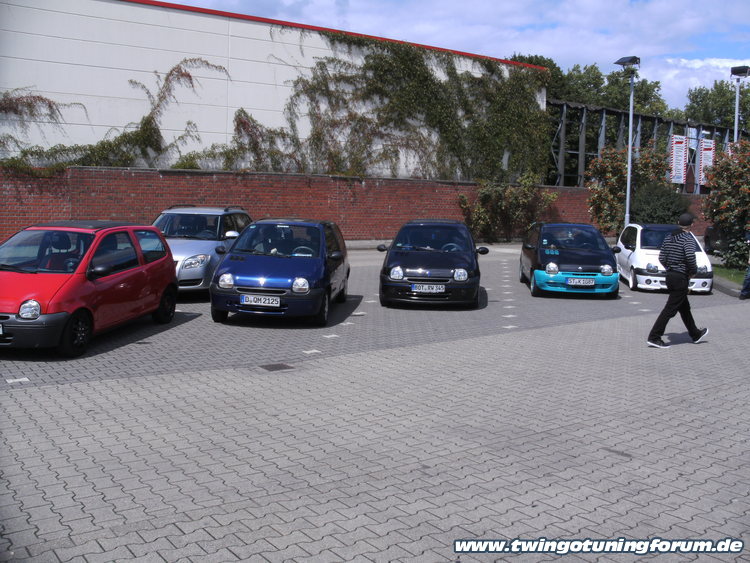 [Bild: twingo-07173512-QOu.jpg]