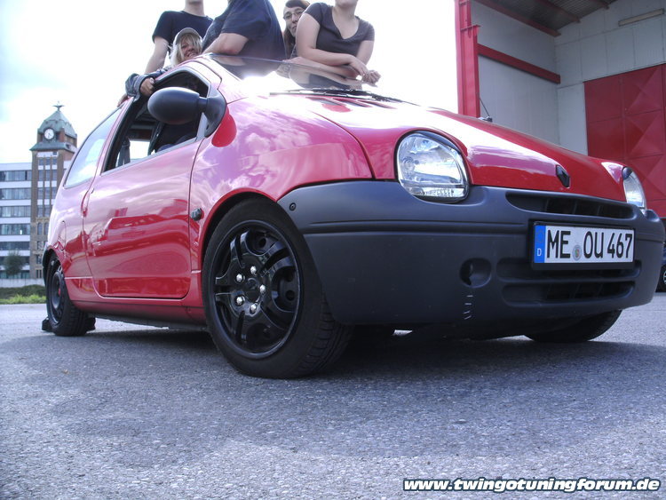 [Bild: twingo-07180932-Cmk.jpg]