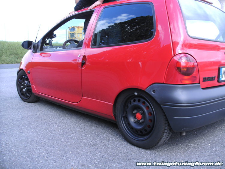 [Bild: twingo-07181034-HXW.jpg]