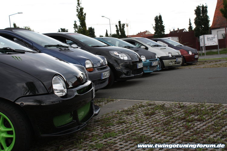 [Bild: twingo-08134417-7c6.jpg]