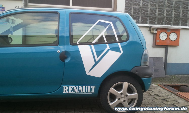 [Bild: twingo-17170130-ZDJ.jpg]