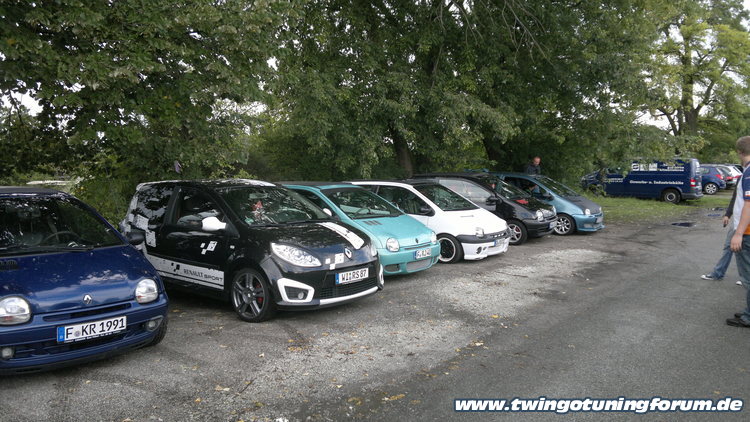 [Bild: twingo-27221736-zQ7.jpg]