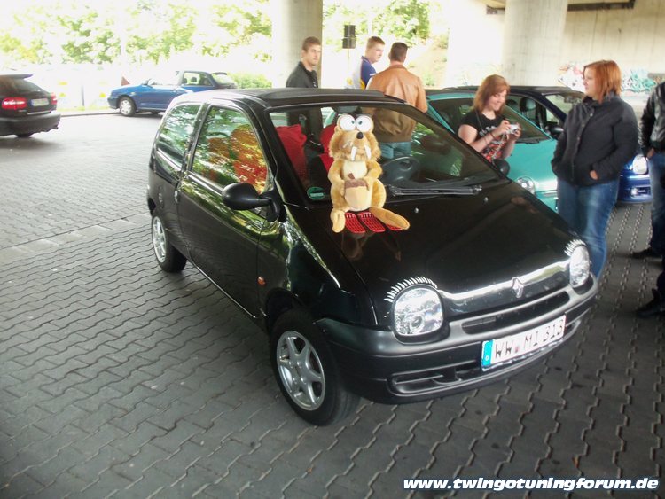 [Bild: twingo-28122700-kL9.jpg]