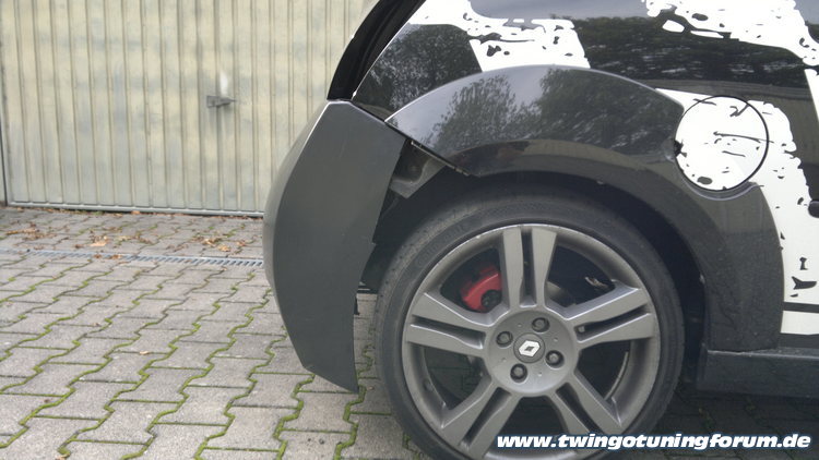 [Bild: twingo-15201328-O5w.jpg]