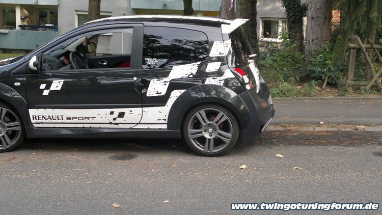 [Bild: twingo-15201504-XoC.jpg]