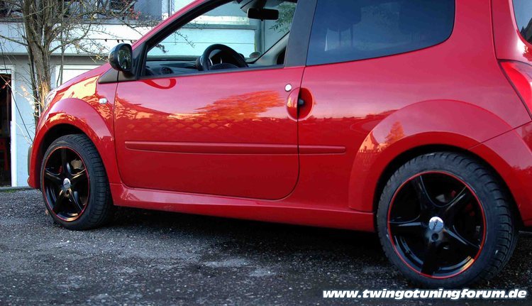 [Bild: twingo-14155250-iFh.jpg]