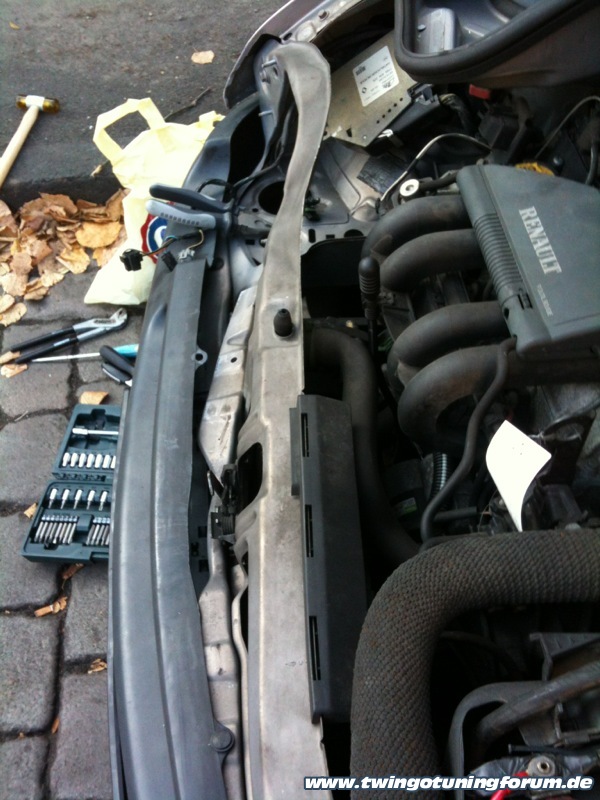 [Bild: twingo-13131416-ivq.jpg]