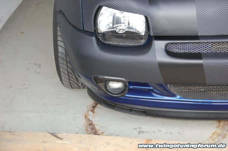[Bild: twingo-11172819-AbA.jpg]