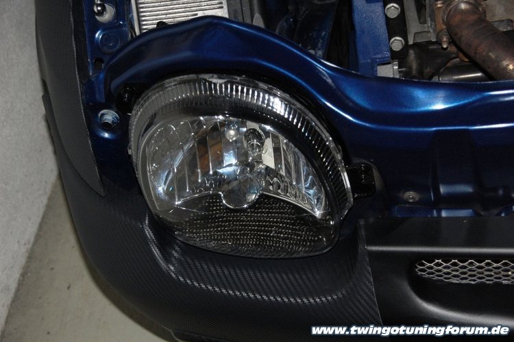 [Bild: twingo-13194653-4Gy.jpg]