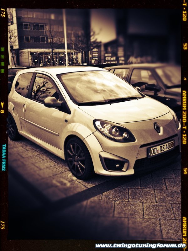 [Bild: twingo-07083804-NCQ.jpg]