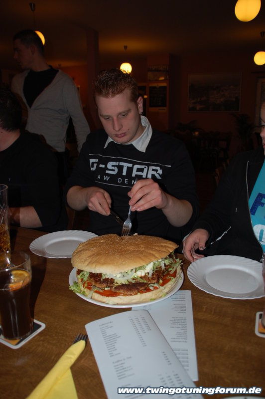 [Bild: twingo-12154811-Pjs.jpg]