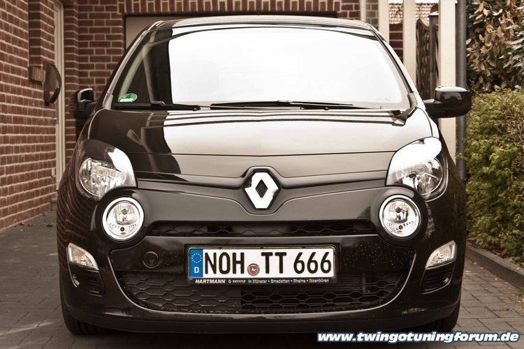 [Bild: twingo-13104110-dGX.jpg]