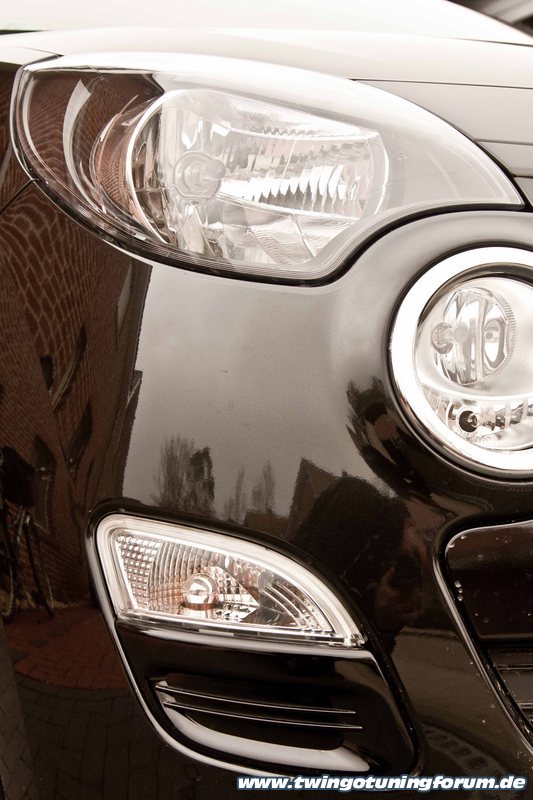 [Bild: twingo-13104136-fTu.jpg]