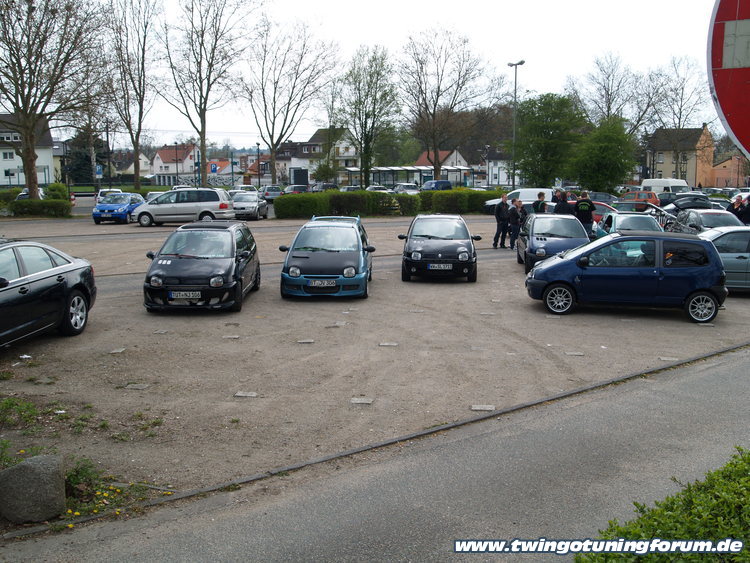 [Bild: twingo-15174335-6kW.jpg]