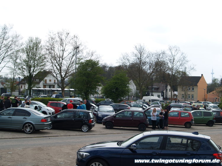 [Bild: twingo-15174408-2K1.jpg]