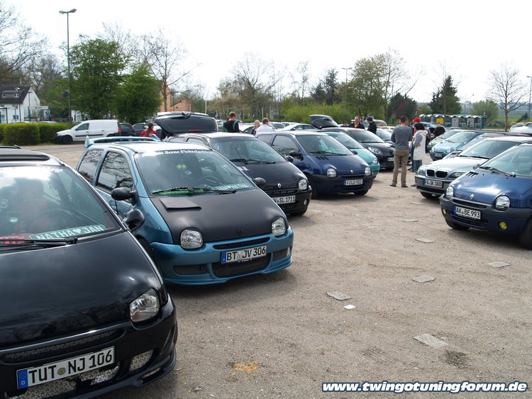 [Bild: twingo-15175038-vIc.jpg]