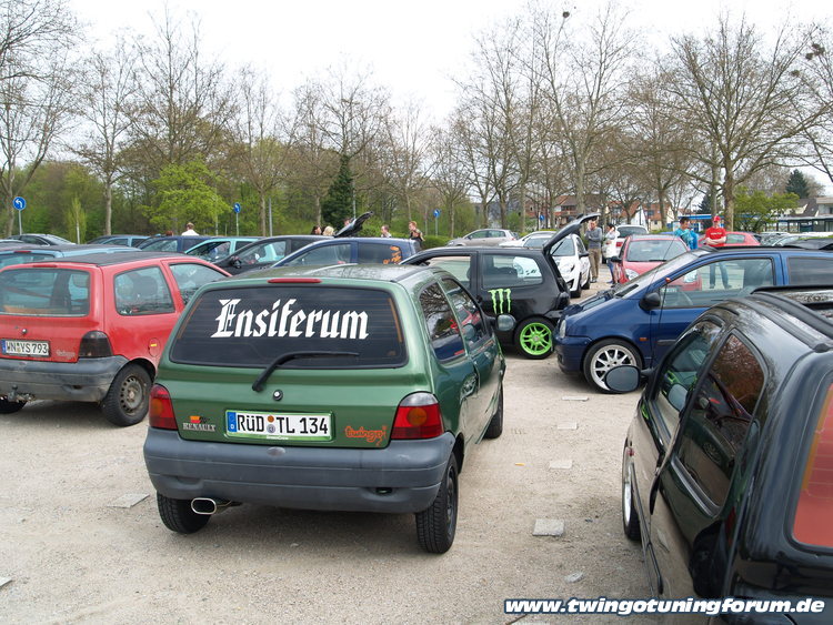 [Bild: twingo-15175632-Oe6.jpg]