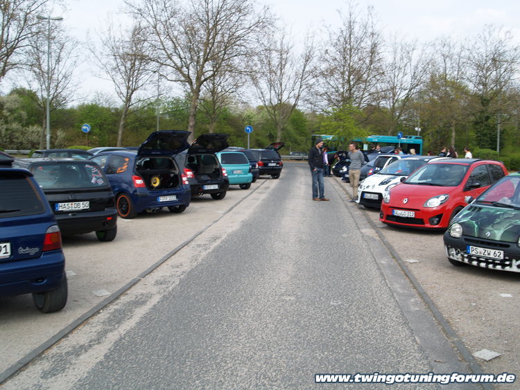 [Bild: twingo-15180951-XVA.jpg]