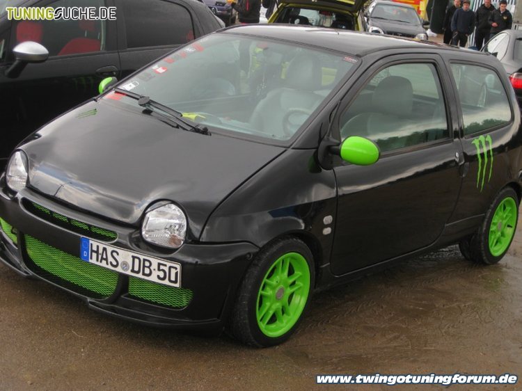 [Bild: twingo-24195223-pYS.jpg]