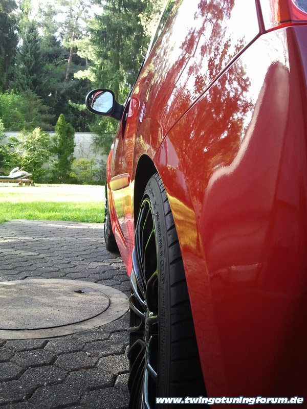 [Bild: twingo-28190605-Myd.jpg]