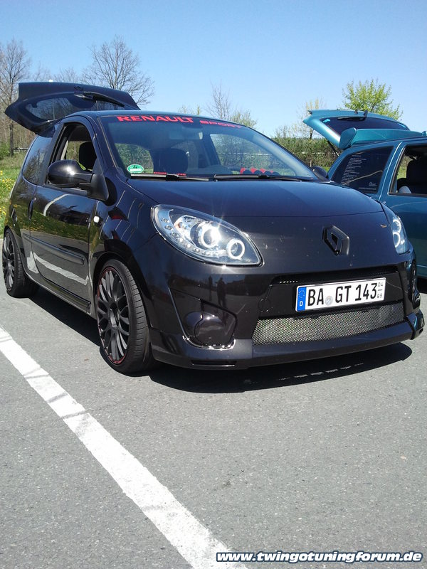 [Bild: twingo-29224306-Fc4.jpg]