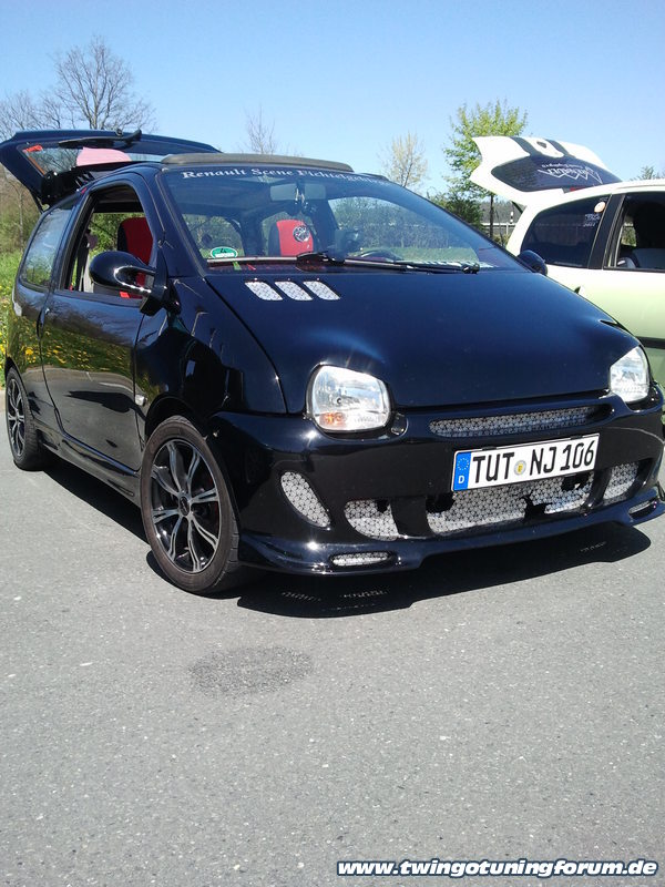 [Bild: twingo-29224457-kyQ.jpg]