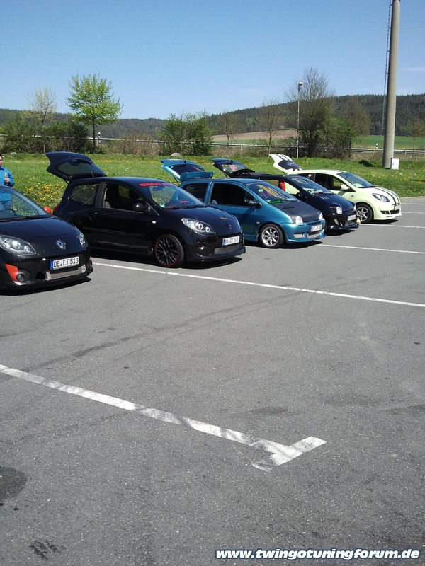 [Bild: twingo-29224608-M4N.jpg]