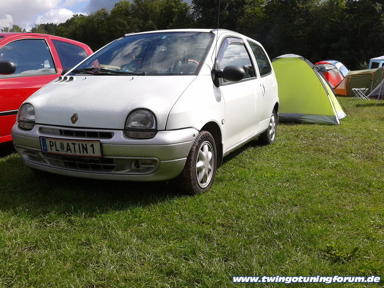 [Bild: twingo-22130528-WYV.jpg]