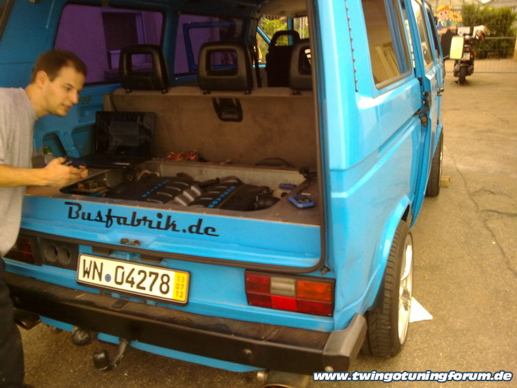 [Bild: twingo-29142659-253.jpg]