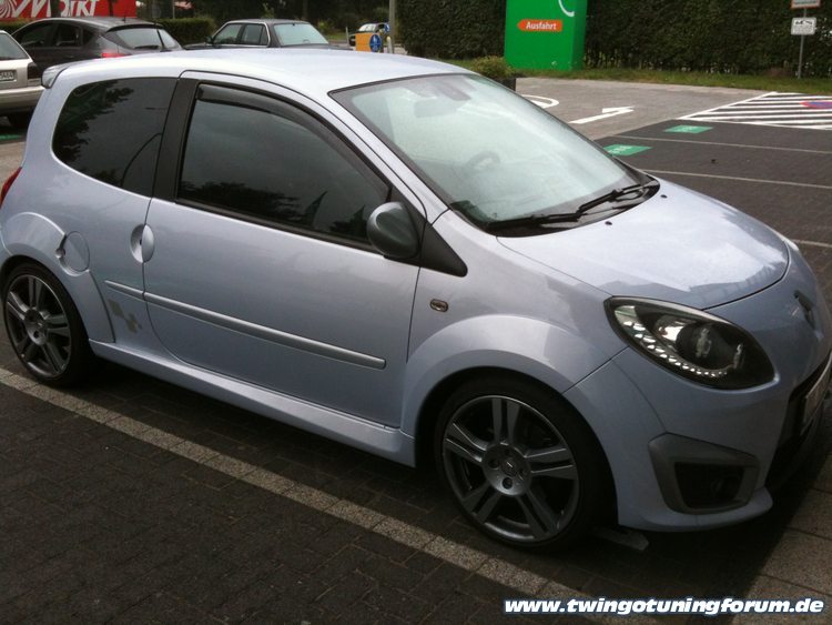 [Bild: twingo-07223904-CQT.jpg]