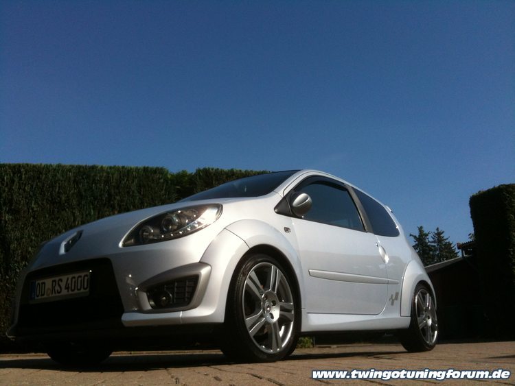 [Bild: twingo-09133506-z3p.jpg]