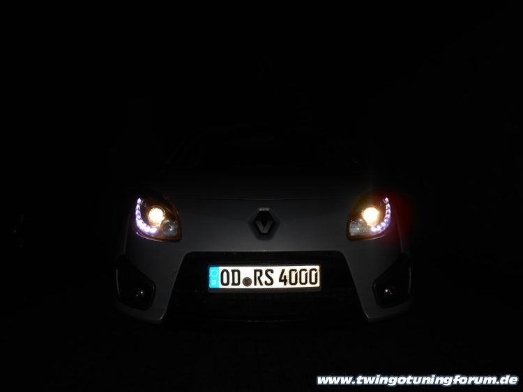 [Bild: twingo-27230924-5bh.jpg]