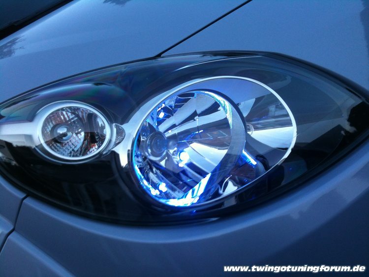 [Bild: twingo-31181537-rUk.jpg]