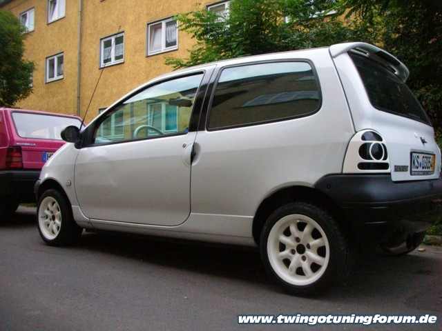 [Bild: twingo-04183340-e5t.jpg]