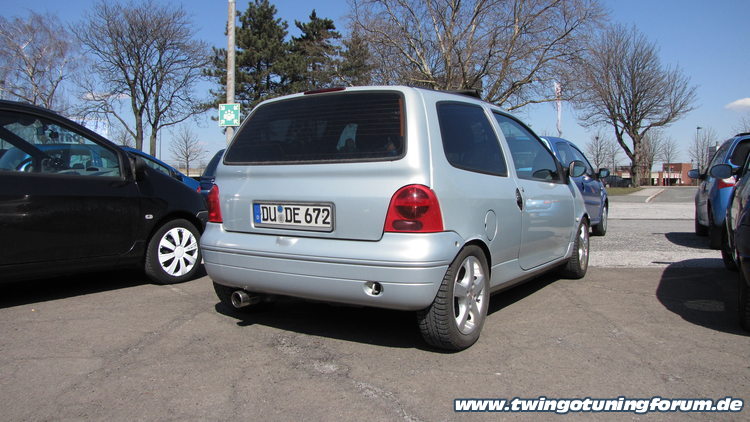 [Bild: twingo-07190319-zAy.jpg]