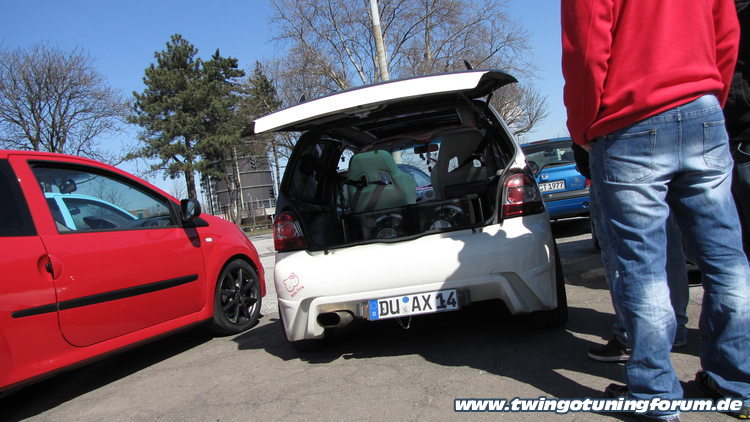 [Bild: twingo-07190842-zL7.jpg]