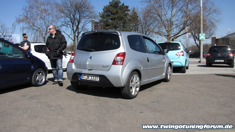 [Bild: twingo-07191632-ynI.jpg]