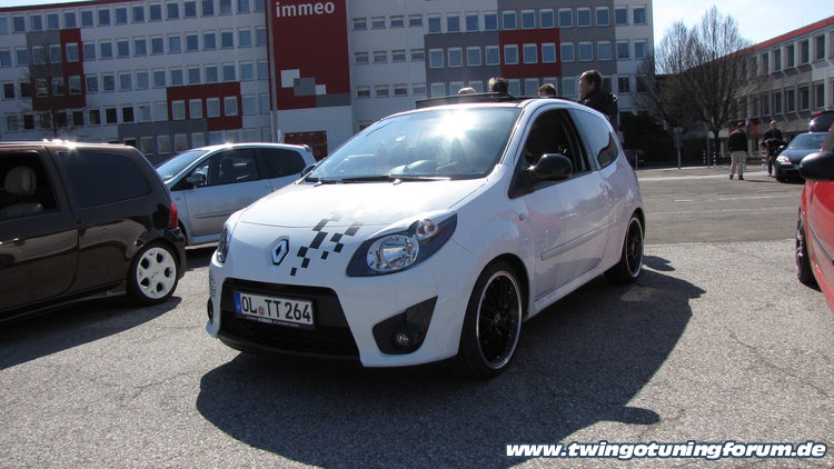 [Bild: twingo-07194429-g1R.jpg]