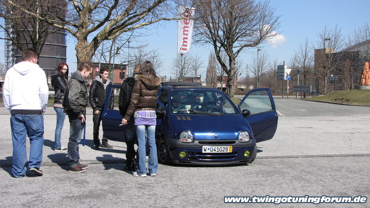 [Bild: twingo-07195935-Yk1.jpg]