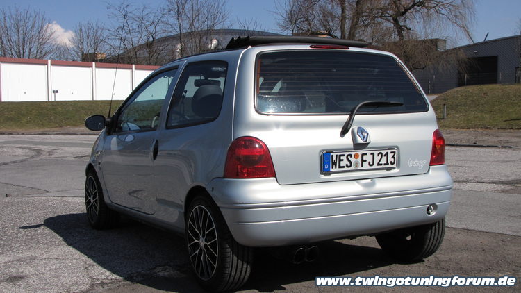 [Bild: twingo-07200347-2tM.jpg]