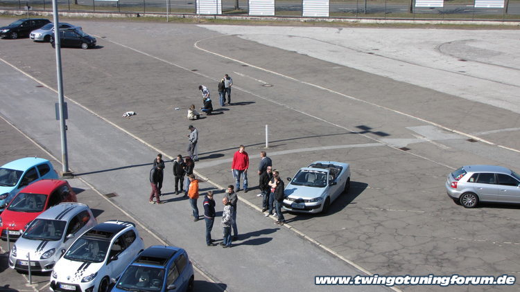 [Bild: twingo-07200736-cys.jpg]