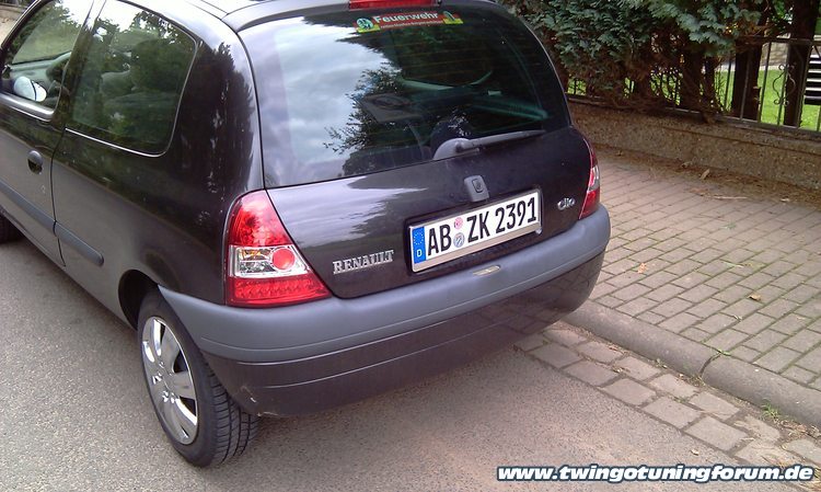 [Bild: twingo-12150122-dSn.jpg]