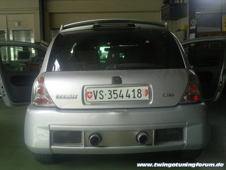 [Bild: twingo-11064936-Ji2.jpg]