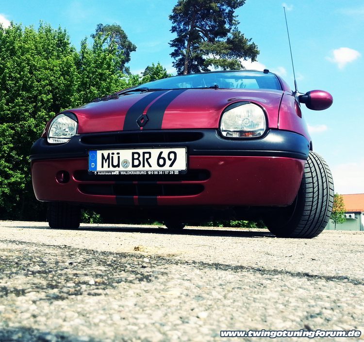 [Bild: twingo-14190827-9YF.jpg]