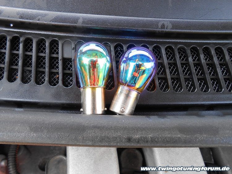 [Bild: twingo-12083240-HqE.jpg]