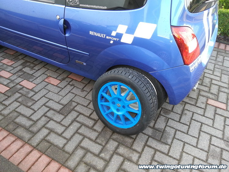 [Bild: twingo-13200204-wTD.jpg]