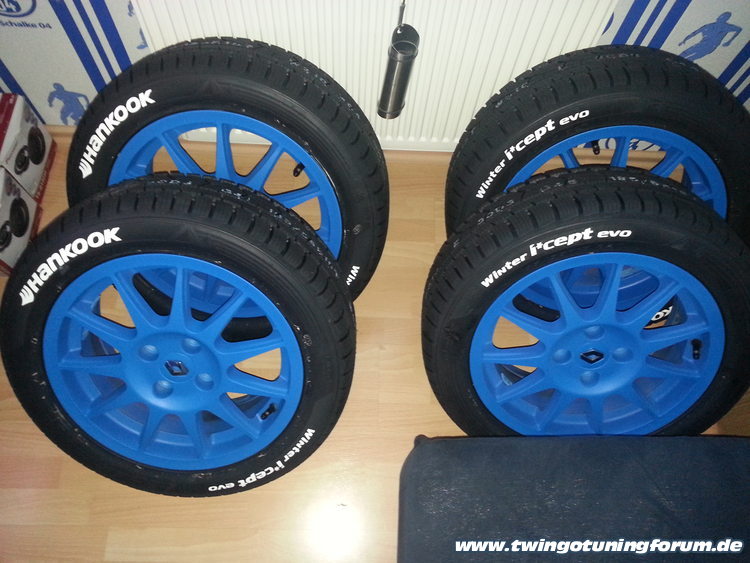 [Bild: twingo-16201306-5Rq.jpg]