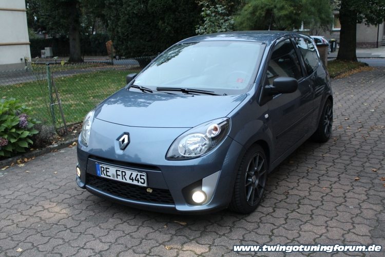 [Bild: twingo-26212718-WKN.jpg]