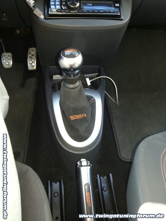 [Bild: twingo-30103927-F3z.jpg]
