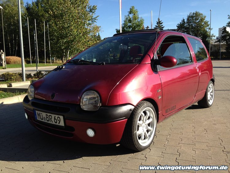 [Bild: twingo-03164812-mi8.jpg]